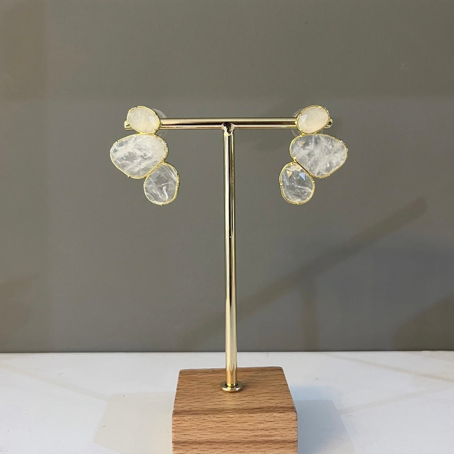 White Natural Stone Flower Earring