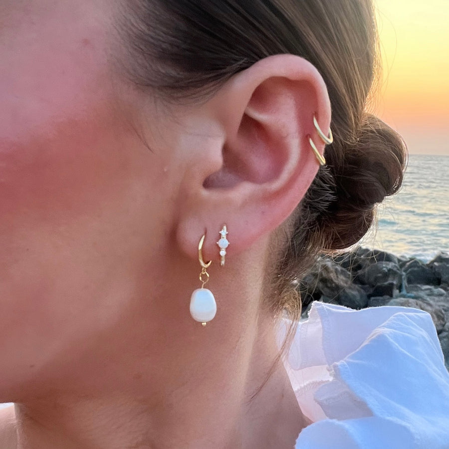 Freshwater pearl huggies