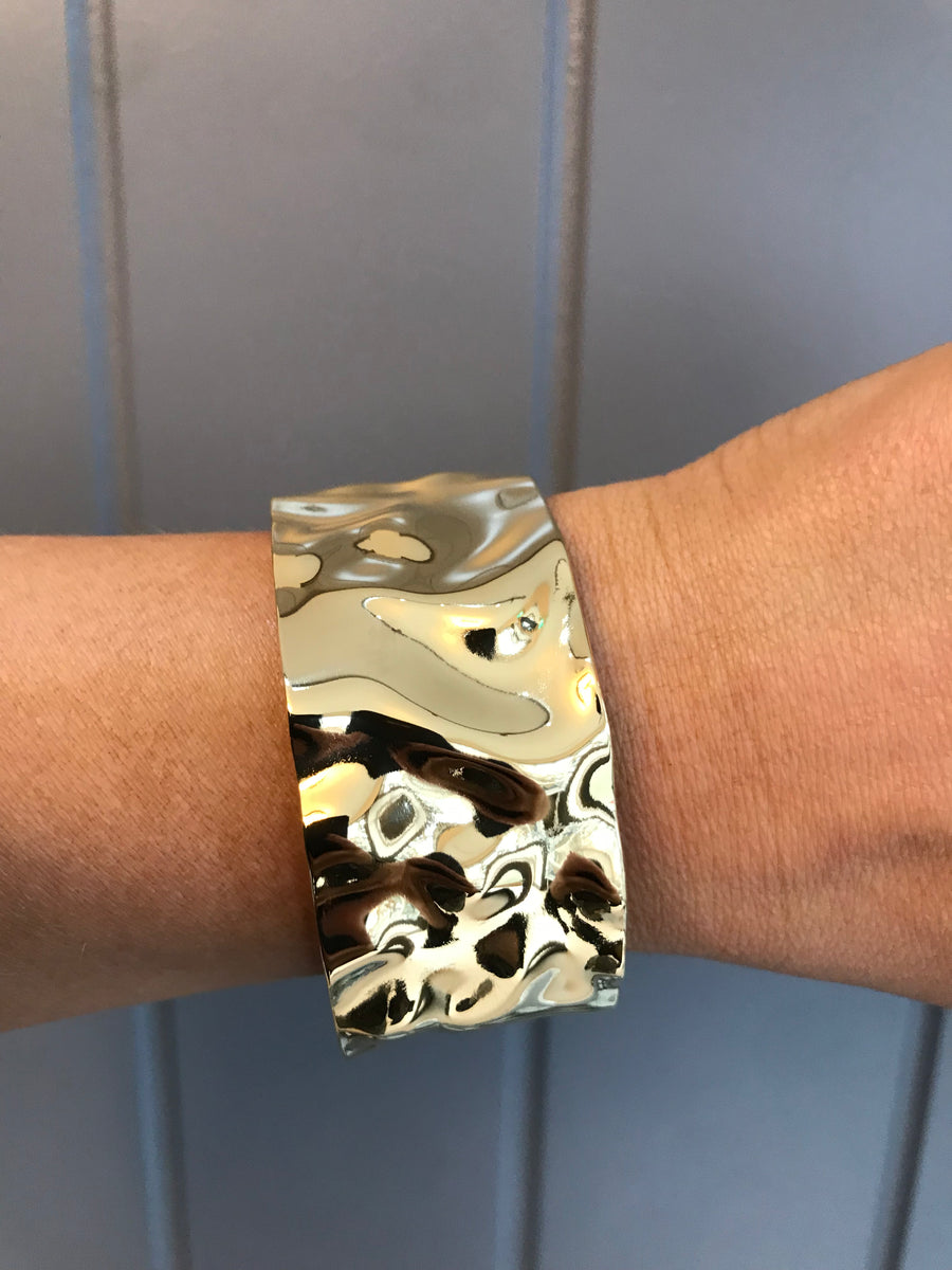 Alexa Bumpy Gold Bangle