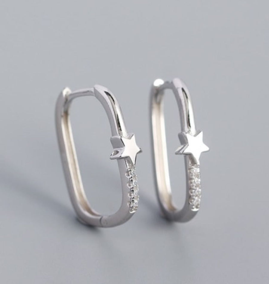 Carrie Star crystal earring