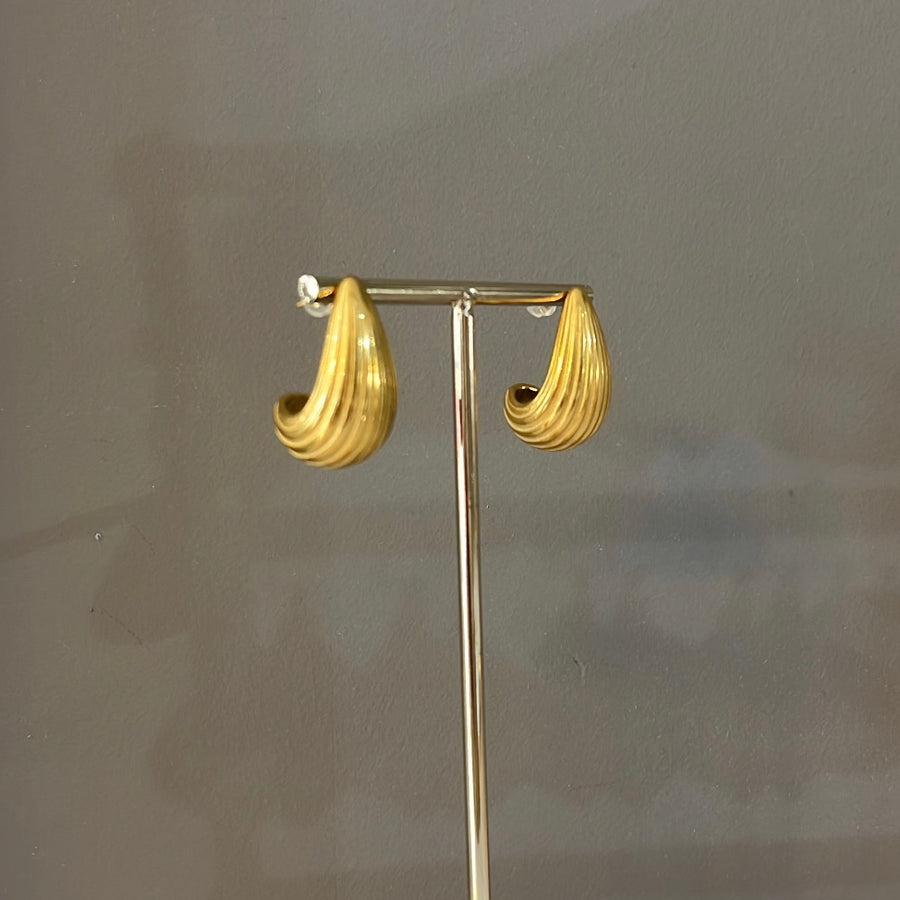 Lined Teardrop Hoops