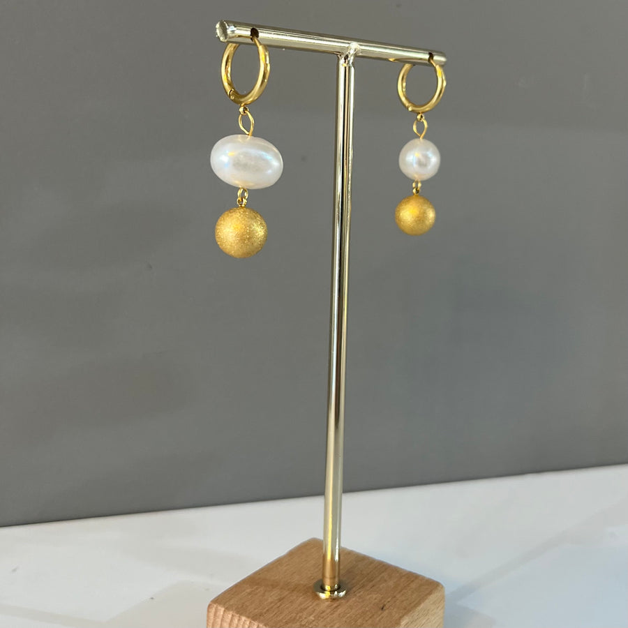 Minimalist Pearl Round Huggie Earrings