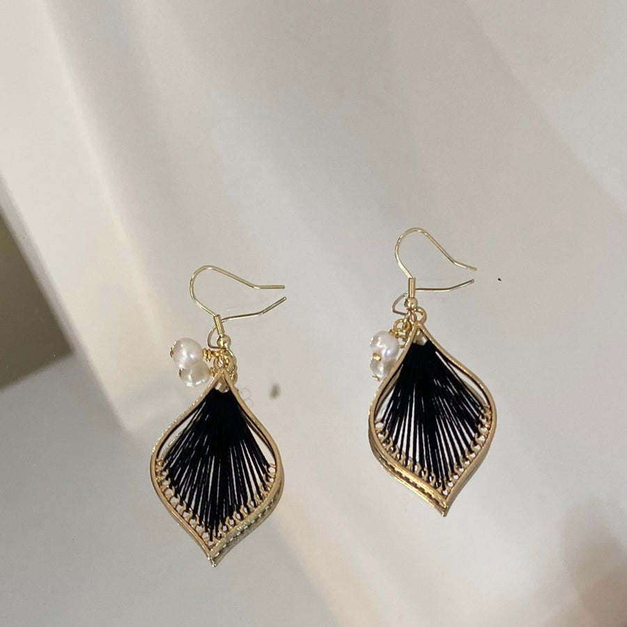 Gold Black Harp Earring with Freshwater Pearl