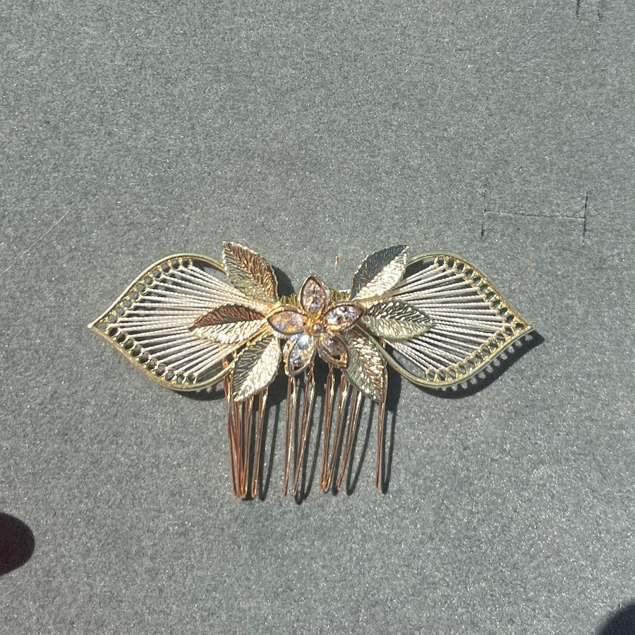 Bespoke Fan and Leaf Hair Comb