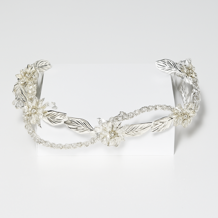 Hilary Twist Crown