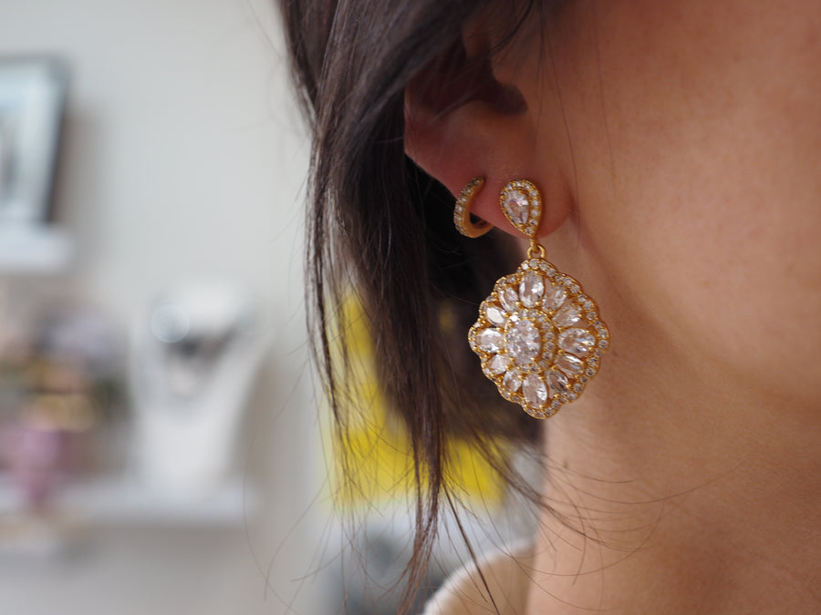 Margo gold & crystal earring