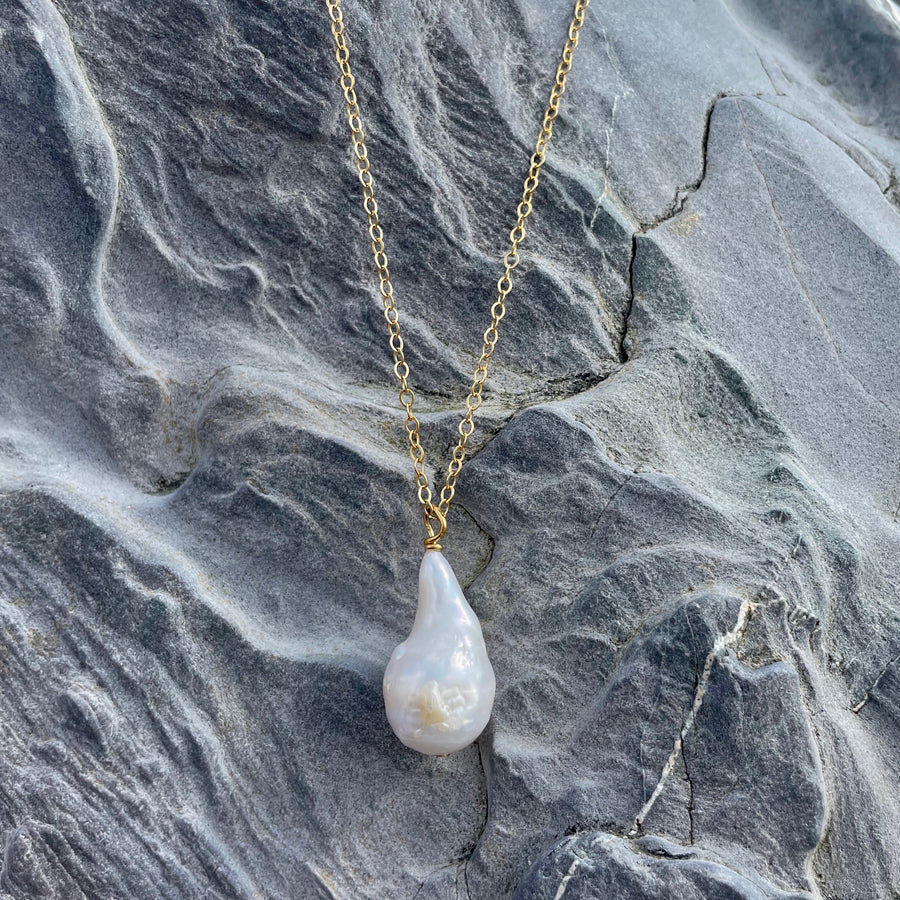 Gold Filled Baroque Pearl Pendant Necklace